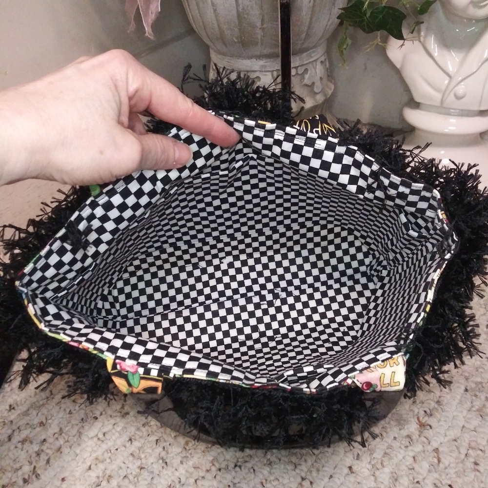 Vintage Mary Engelbreit Motto Design Black/Multi Fringe Trimmed Fabric Purse - Picture 3 of 8